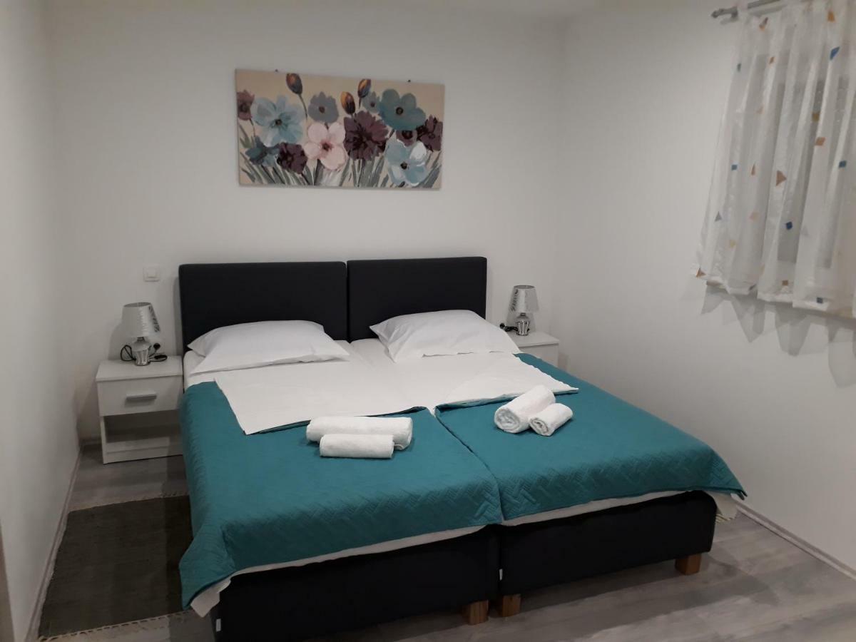 Apartments Roko Kostrena Extérieur photo